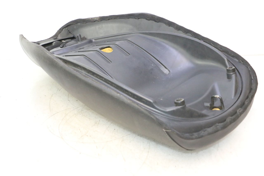 photo de SITZ PIAGGIO MP3 125 (2006 - 2014) - Zoom auf Gebrauchszustand