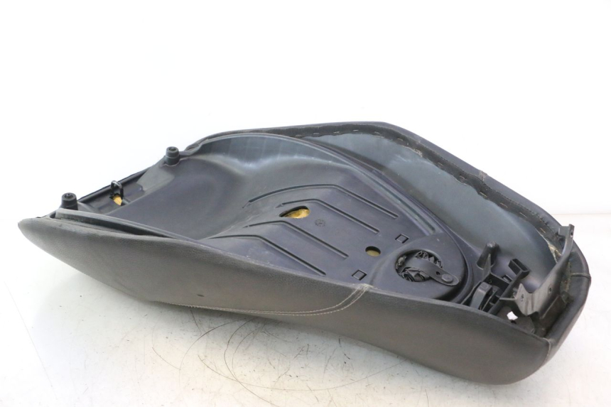 photo de SITZ PIAGGIO MP3 500 (2011 - 2015) - Detailansicht des Bauteils