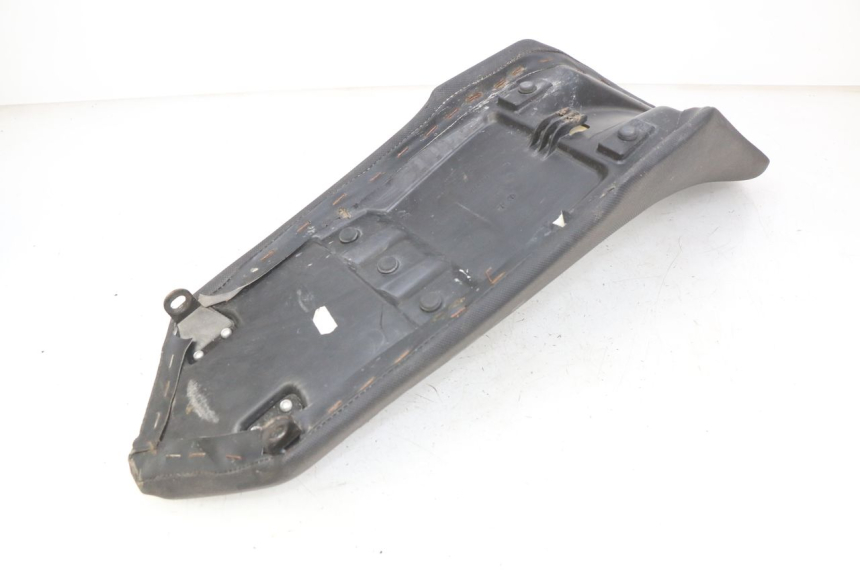 photo de SITZBANK RIEJU MRT 50 (2009 - 2017) - Kennzeichnungen und Originalreferenzen