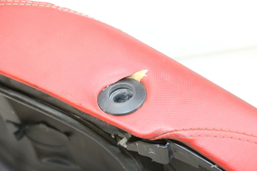 photo de SELLE PIAGGIO NEW TYPHOON 50 (2018 - 2021) - Zoom auf Gebrauchszustand