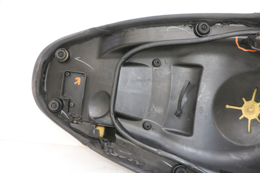 photo de SELLE PIAGGIO NEW TYPHOON 50 (2018 - 2021) - Qualität der Gebrauchtware