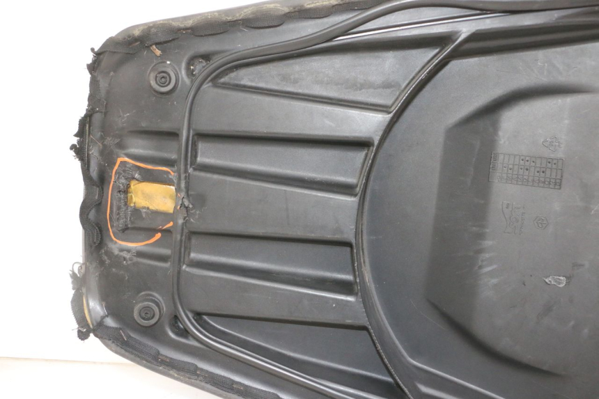 photo de SITZ GILERA NEXUS 125 (2009 - 2013) - Detaillierte Sichtprüfung