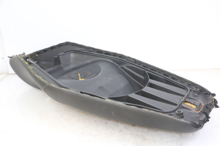 photo de SITZ GILERA NEXUS 125 (2009 - 2013) - Kennzeichnungen und Originalreferenzen