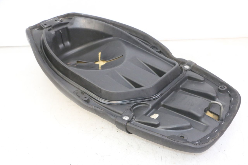 photo de SITZ PIAGGIO NRG POWER PUREJET 50 (2018 - 2021) - Technische Nahaufnahme