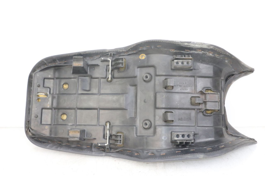 photo de SITZBANK HONDA NTV DEAUVILLE 650 (1998 - 2001) - Hochauflösende Nahaufnahme