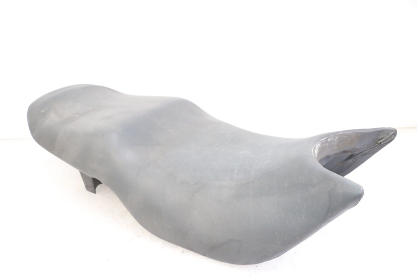 photo de SITZBANK HONDA NTV DEAUVILLE 650 (1998 - 2001) - Zoom auf Gebrauchszustand