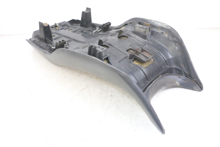 photo de SITZBANK HONDA NTV DEAUVILLE 650 (1998 - 2001) - Oberflächenzustand und Material