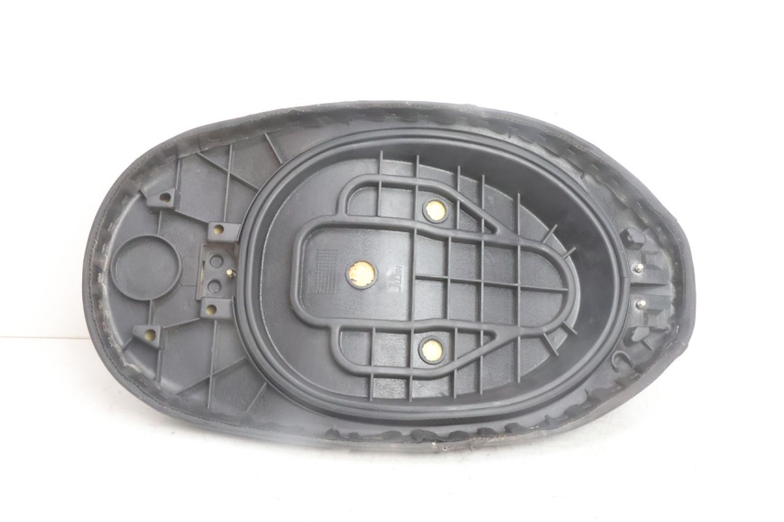 photo de SELLE JM MOTORS OLDIES 4T 50 (2010 - 2020) - Oberflächenzustand und Material