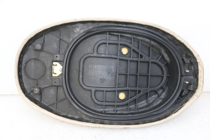 photo de SITZ JM MOTORS OLDIES GT 4T 50 (2018 - 2025) - Details der Befestigungspunkte