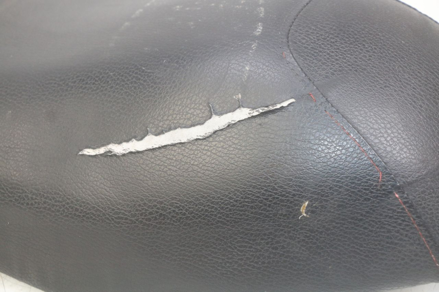 photo de SITZBANK SYM ORBIT 2 4T 50 (2018 - 2022) - Oberflächenzustand und Material