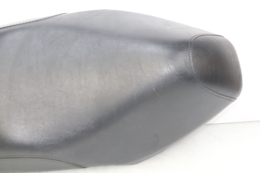 photo de SELLE SYM ORBIT III 3 4T 50 (2018 - 2021) - Hochauflösende Nahaufnahme