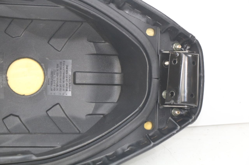 photo de SELLE SYM ORBIT III 3 4T 50 (2018 - 2021) - Kennzeichnungen und Originalreferenzen