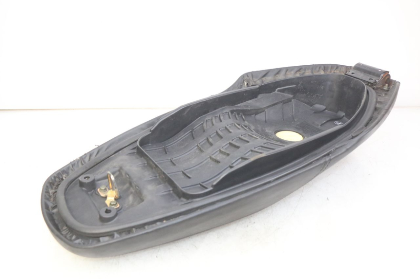 photo de SITZ SYM ORBIT III 3 4T 50 (2021 - 2025) - Details der Befestigungspunkte