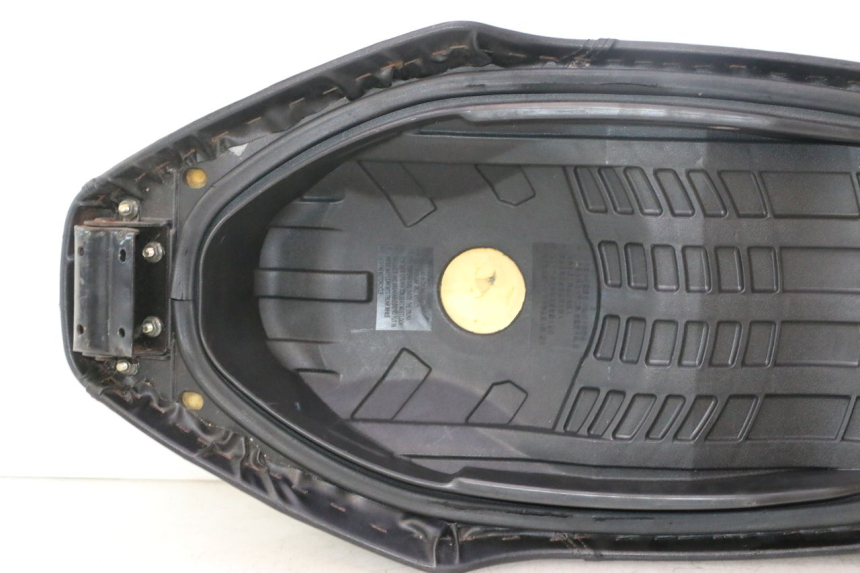 photo de SITZ SYM ORBIT III 3 4T 50 (2021 - 2025) - Fokus auf die Struktur