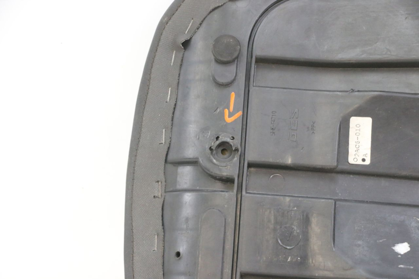 photo de SITZ MBK OVETTO 4T 50 (2008 - 2016) - Oberflächenzustand und Material