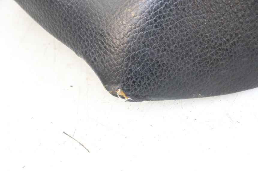 photo de SITZ HONDA PCX (JF28) 125 (2009 - 2011) - Details der Befestigungspunkte