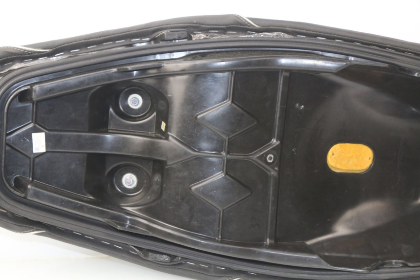 photo de SELLE HONDA PCX (JF47) 125 (2012 - 2013) - Weitere Ansicht des Artikels