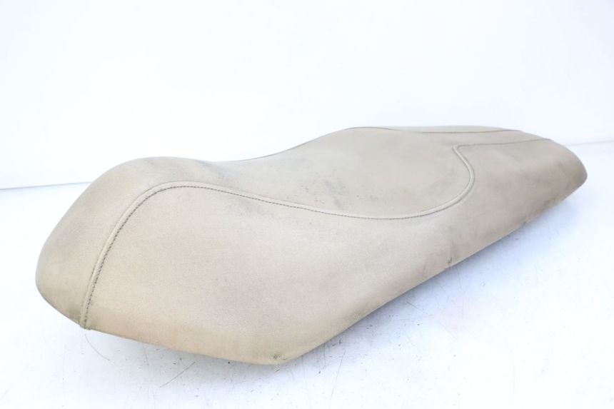 photo de SELLE PEUGEOT BELVILLE 125 (2017 - 2021) - Zoom auf Gebrauchszustand