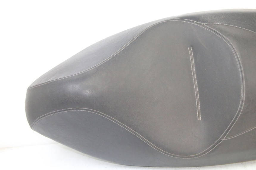 photo de SELLE PEUGEOT CITYSTAR 125 (2011 - 2017) - Detailansicht des Bauteils