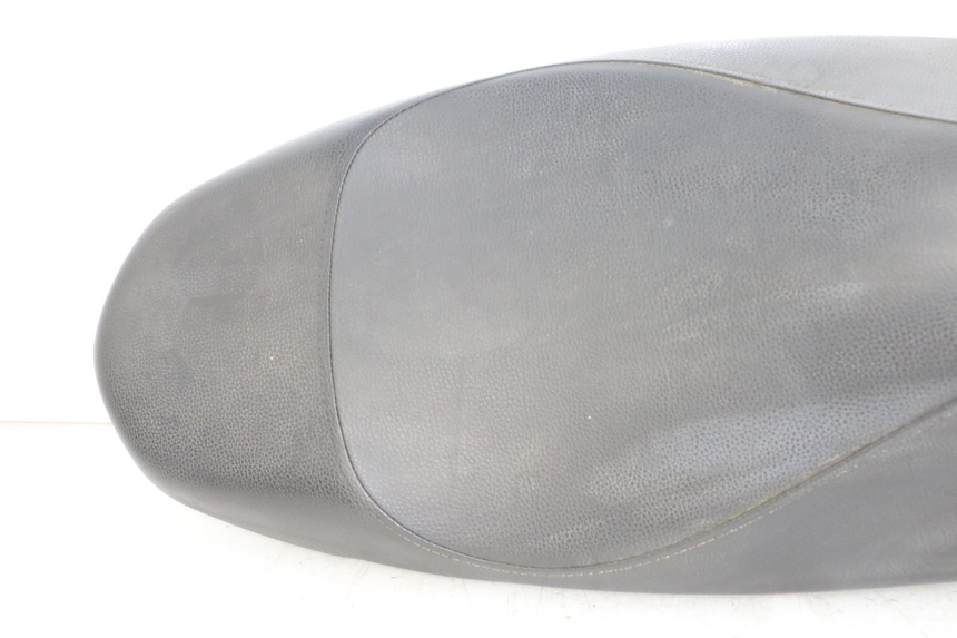 photo de SELLE PEUGEOT KISBEE 4T 50 (2018 - 2022) - Ergänzendes Produktfoto