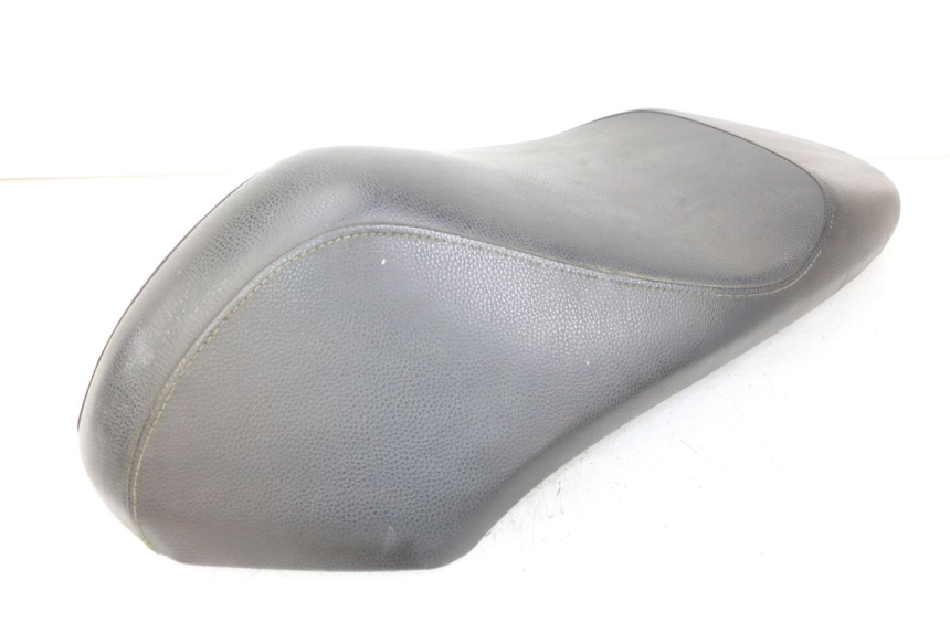 photo de SELLE PEUGEOT KISBEE 4T 50 (2018 - 2022) - Zoom auf Gebrauchszustand