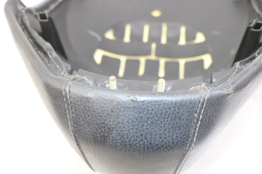 photo de SELLE PEUGEOT KISBEE 4T 50 (2010 - 2017) - Alternative Perspektive