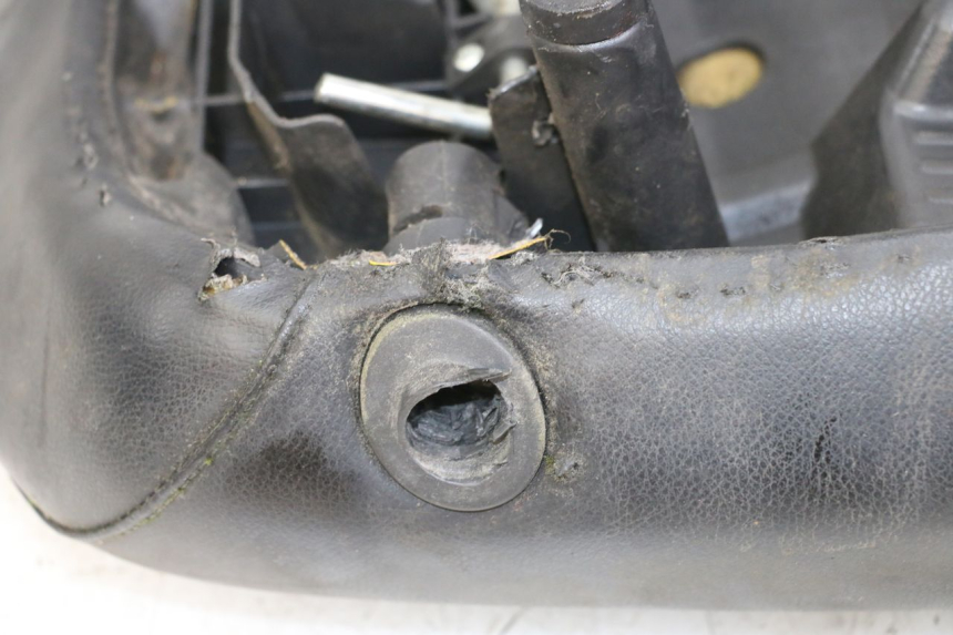 photo de SELLE PEUGEOT LUDIX 50 (2008 - 2017) - Alternative Perspektive