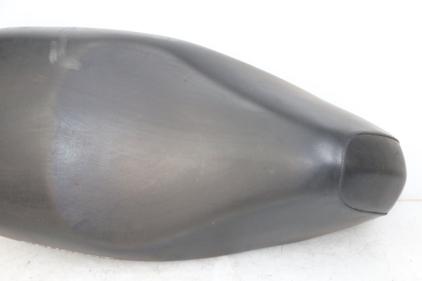 photo de SELLE PEUGEOT LUDIX 50 (2005 - 2007) - Zoom auf Komponenten