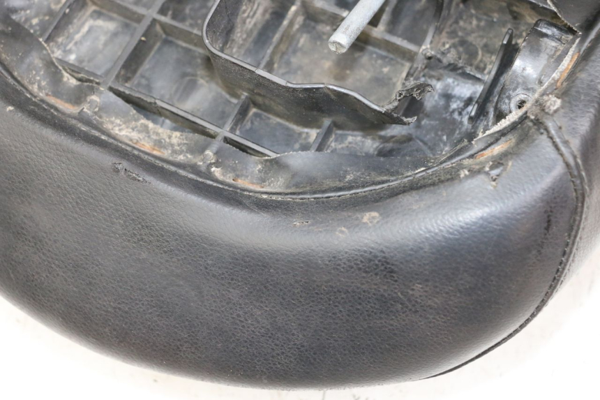 photo de SELLE PEUGEOT LUDIX 50 (2005 - 2007) - Geprüftes Gebrauchtteil