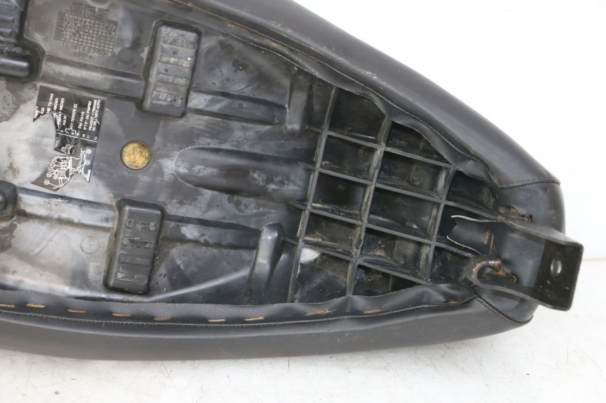 photo de SELLE PEUGEOT LUDIX 50 (2005 - 2007) - Kennzeichnungen und Originalreferenzen