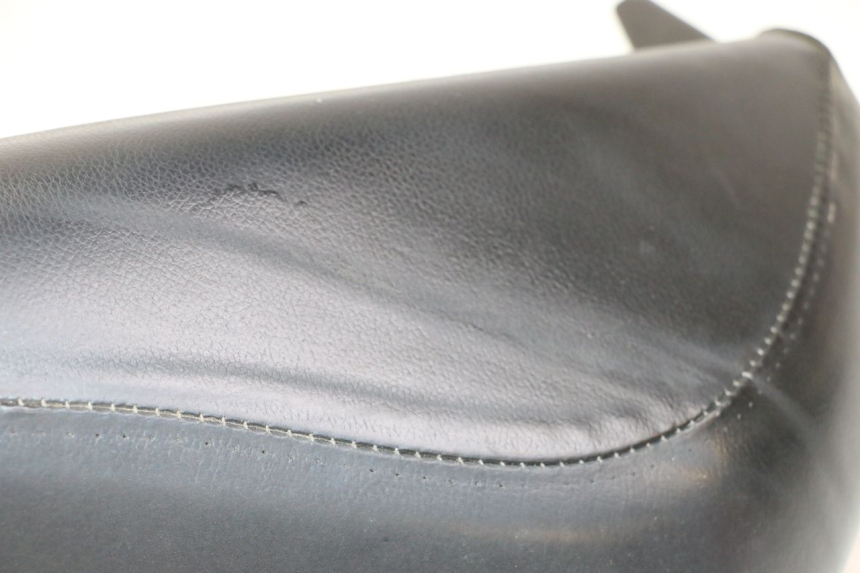 photo de SELLE PEUGEOT LUDIX 50 (2008 - 2017) - Detailansicht des Bauteils