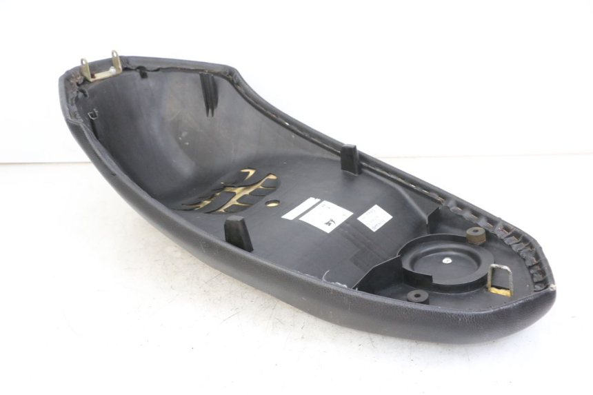 photo de SITZBANK PEUGEOT STREETZONE 4T 50 (2018 - 2023) - Geprüftes Gebrauchtteil