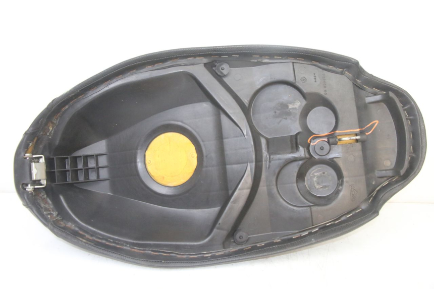 photo de SITZ PEUGEOT TREKKER TKR 50 (2005 - 2014) - Charakteristische Merkmale