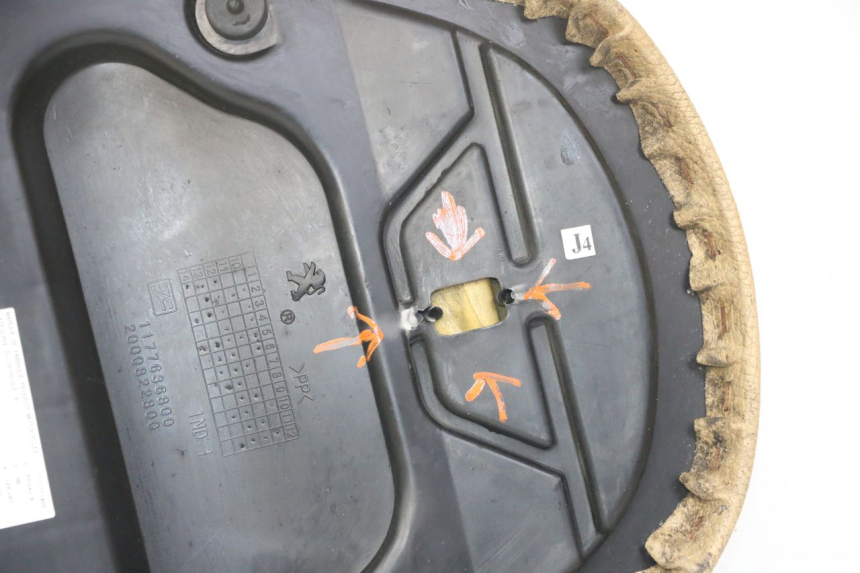 photo de SITZ PEUGEOT VIVACITY 125 (2010 - 2017) - Ergänzendes Produktfoto