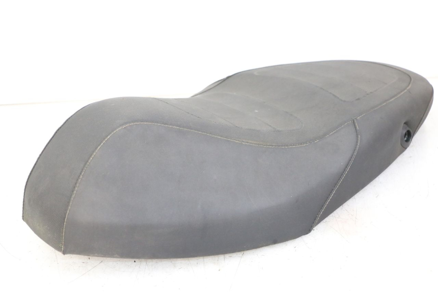 photo de SELLE PIAGGIO NEW TYPHOON 50 (2010 - 2017) - Detailansicht des Bauteils