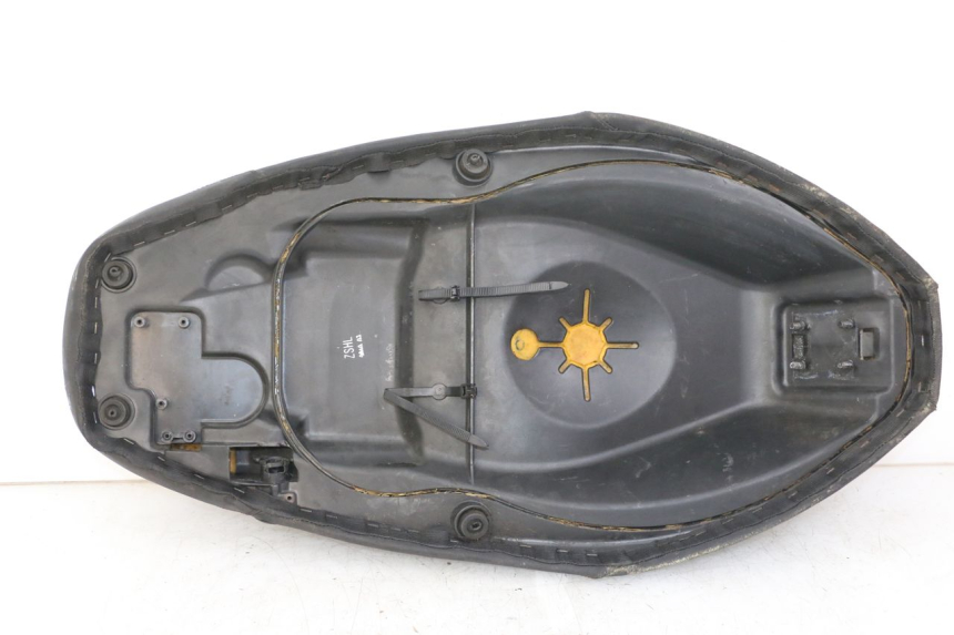 photo de SELLE PIAGGIO NEW TYPHOON 50 (2010 - 2017) - Detaillierte Sichtprüfung