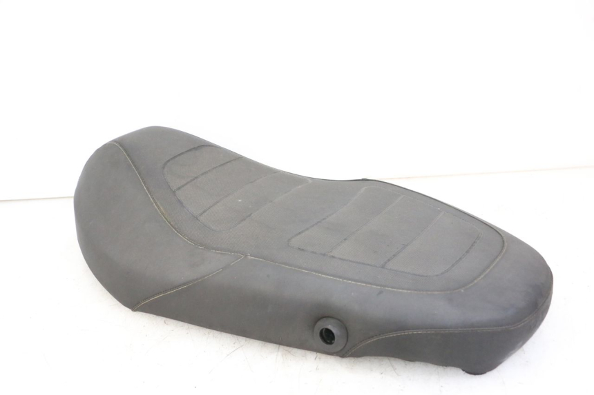 photo de SELLE PIAGGIO NEW TYPHOON 50 (2010 - 2017) - Zoom auf Gebrauchszustand