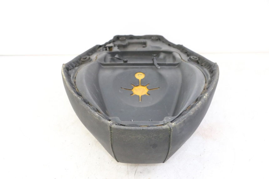 photo de SELLE PIAGGIO NEW TYPHOON 50 (2010 - 2017) - Details der Befestigungspunkte