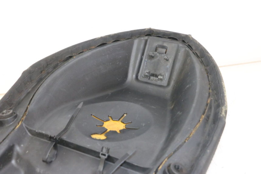 photo de SELLE PIAGGIO NEW TYPHOON 50 (2010 - 2017) - Kennzeichnungen und Originalreferenzen