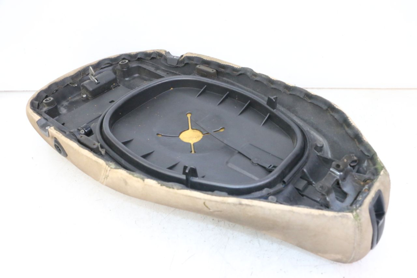photo de SITZ PIAGGIO VESPA LX 150 (2005 - 2013) - Detailansicht des Bauteils