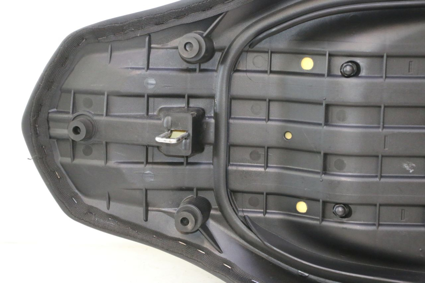 photo de SITZ JM MOTORS R-MAX TECH 50 (2024 - 2026) - Zoom auf Komponenten