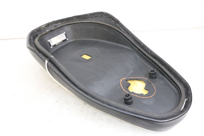 photo de Sitzbank EUROCKA R8 4T 50 (2013 - 2022) - Kennzeichnungen und Originalreferenzen