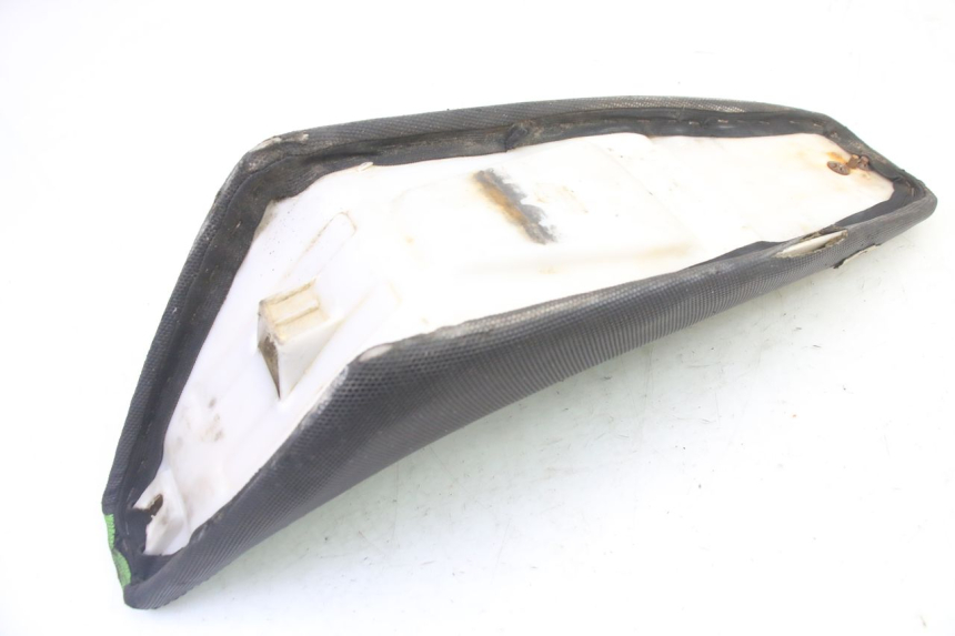 photo de SELLE APOLLO RFZ 125 - Details der Befestigungspunkte