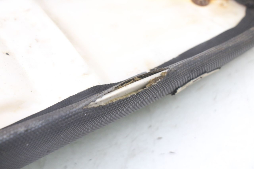 photo de SELLE APOLLO RFZ 125 - Oberflächenzustand und Material