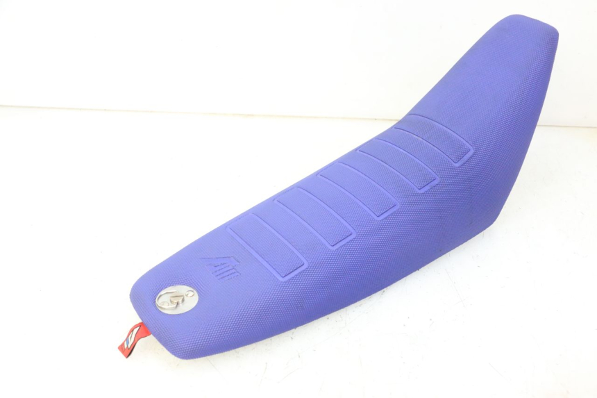 photo de SELLE APOLLO RFZ 125 - Details der Befestigungspunkte