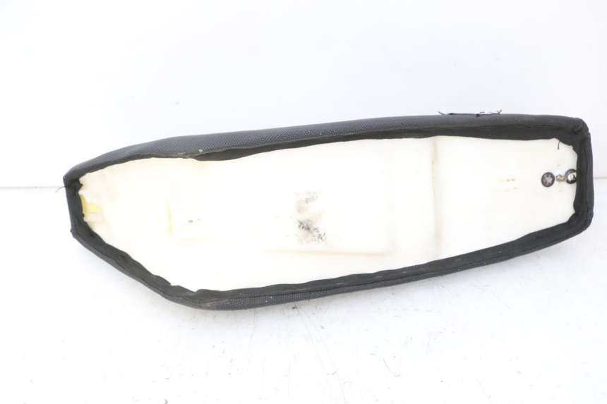 photo de SELLE APOLLO RFZ 125 - Oberflächenzustand und Material