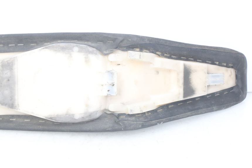 photo de SELLE SUZUKI RM-Z RMZ 250 (2010 - 2016) - Oberflächenzustand und Material