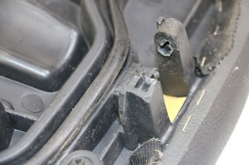 photo de SITZ GILERA RUNNER LC 50 (1997 - 1998) - Weitere Ansicht des Artikels