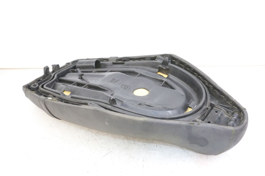 photo de SITZ GILERA RUNNER LC 50 (1997 - 1998) - Oberflächenzustand und Material