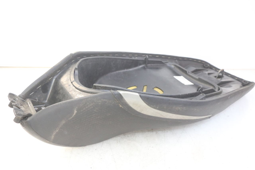 photo de SITZBANK GILERA RUNNER SP 50 (2009 - 2017) - Kennzeichnungen und Originalreferenzen